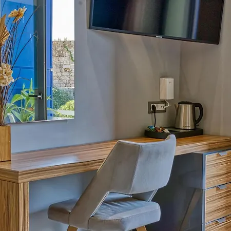 Island Boutique Hotel (Adults Only)