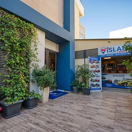Island Boutique Hotel (Adults Only) 4*