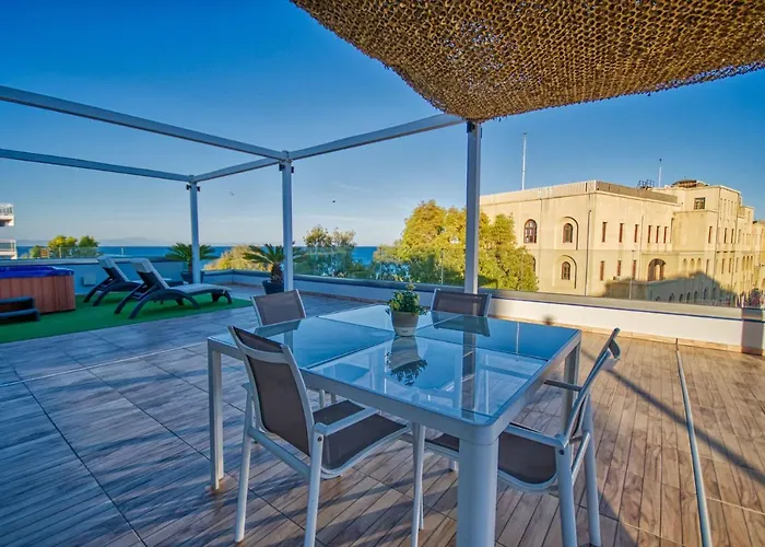 Island Boutique Hotel 4*